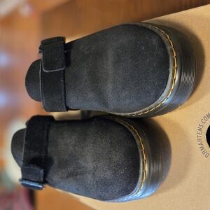 Dr. Martens Womens Size 9 Black Suede Shoes